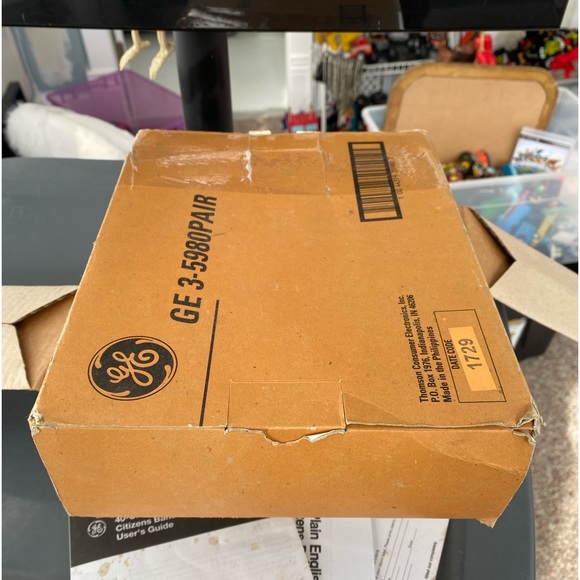 GE CB Citizen Band Transceiver Model 3-5980 40 Channel Hand Held - Picture 5 of 5